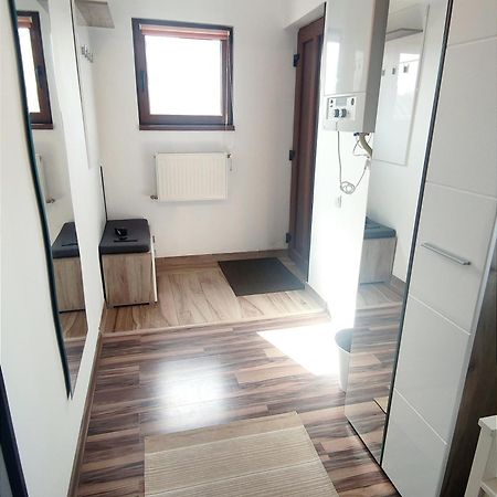 Charming apartment in villa Iasi Exteriör bild