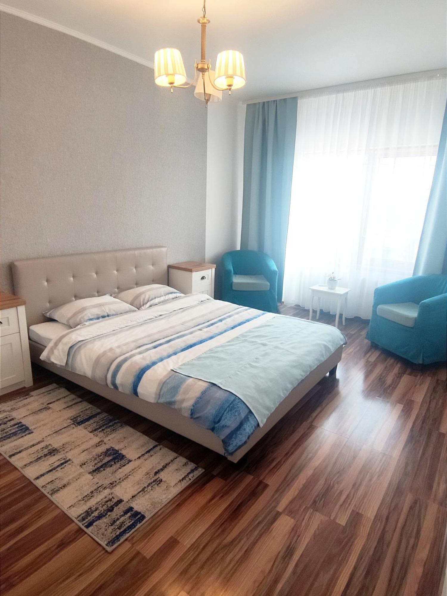 Charming apartment in villa Iasi Exteriör bild